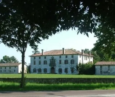 Mainardi Agriturismo Camino al Tagliamento